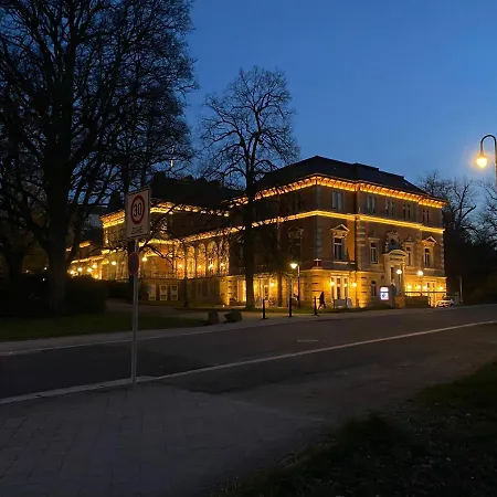 Fewo Roland Ranft Direkt Am Kurpark Barrierearm 60Qm Bad Elster Exterior foto