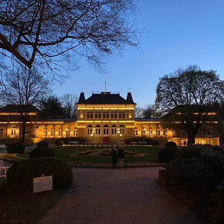 Fewo Roland Ranft Direkt Am Kurpark Barrierearm 60Qm Bad Elster Exterior foto